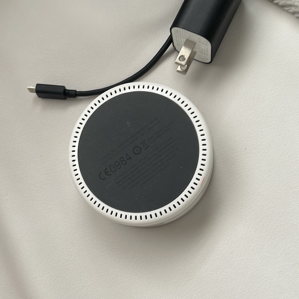 Amazon Alexa - Picture 3 of 3